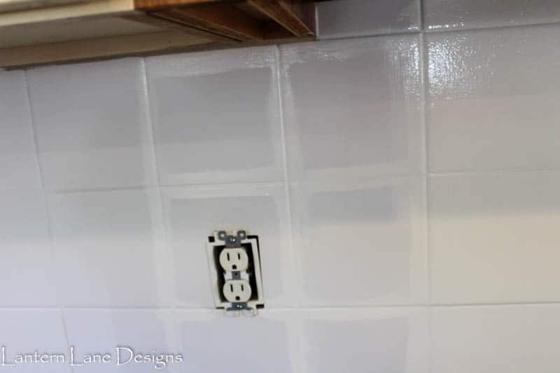 How to paint your backsplash