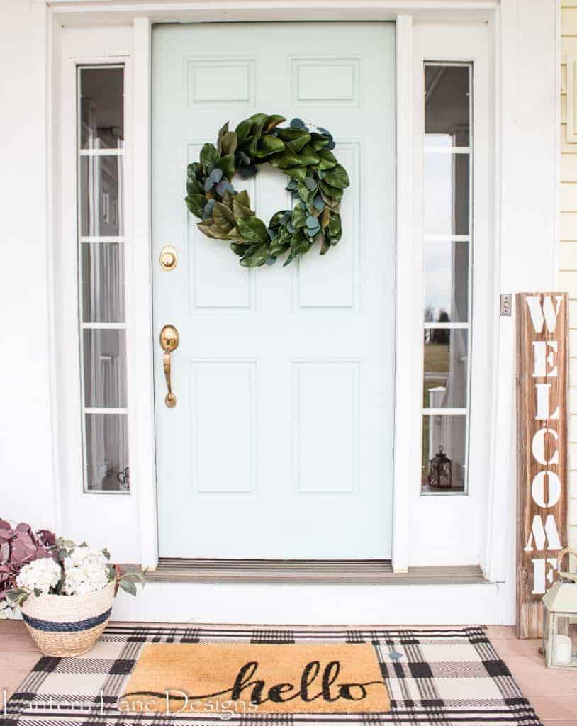 DIY Magnolia and Eucalyptus Wreath