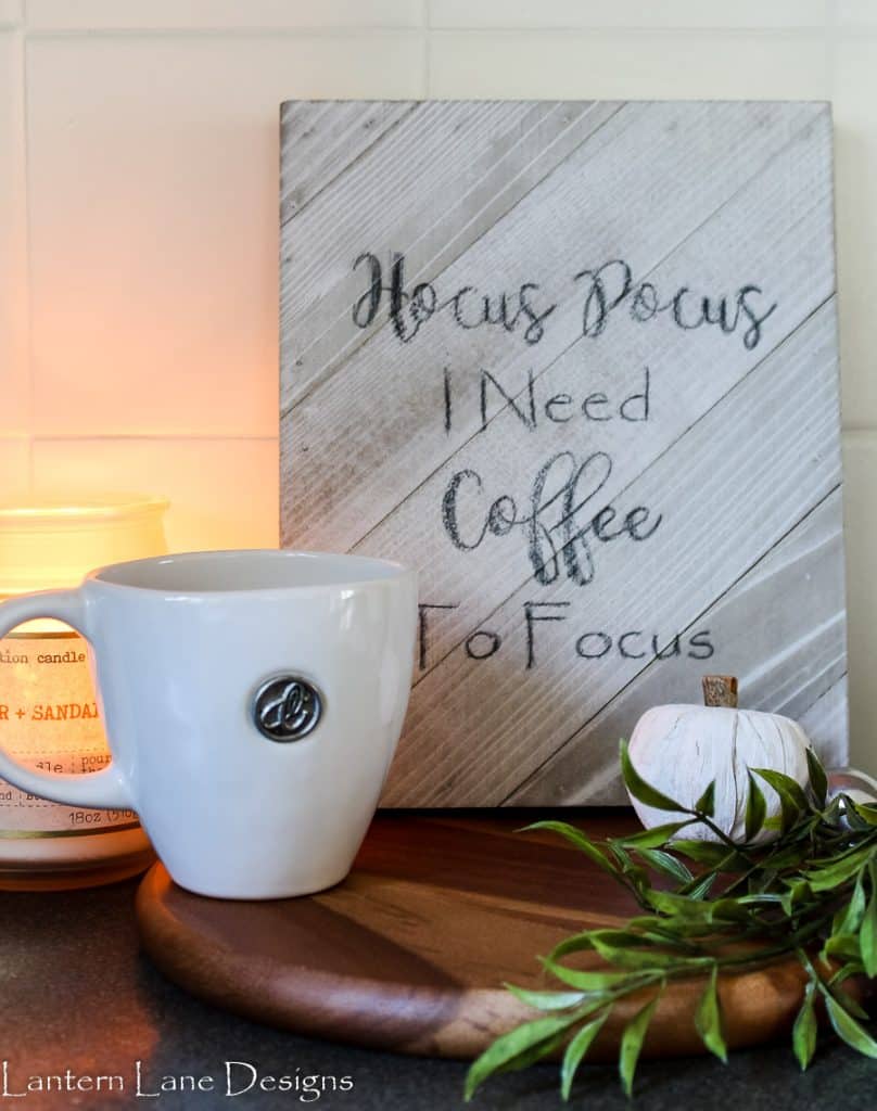 How To Transfer Words To Wood Using Freezer Paper #diyhomedecor #diyprojects #diy