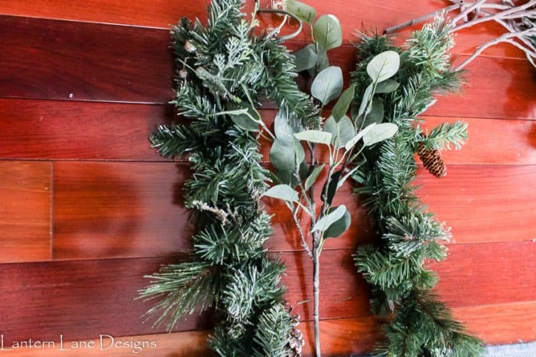 How To Make Your Garland Look Fuller (Christmas Mantel Decor Ideas)