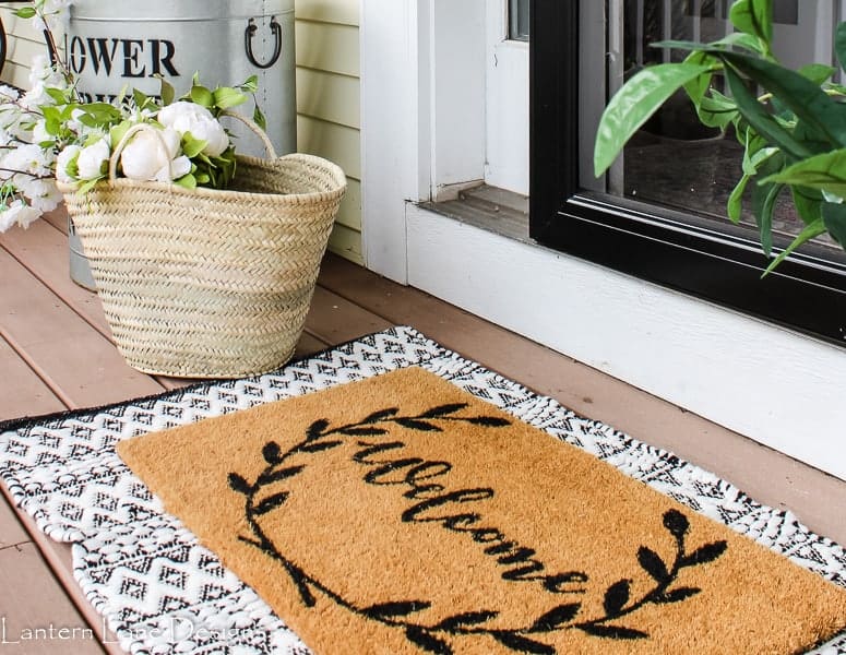 The Best Outdoor Area Rugs For Your Outdoor Living Areas
