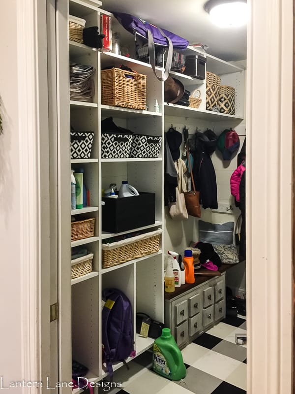 How to organize your mudroom