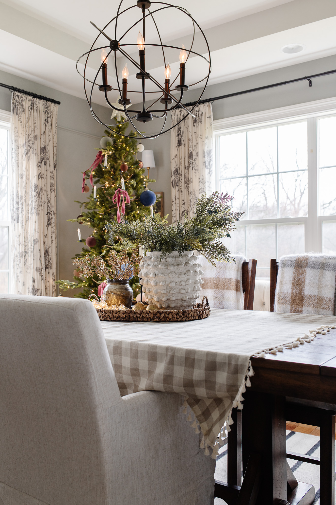 Modern Traditional Christmas Decorating Ideas - Lantern Lane Designs