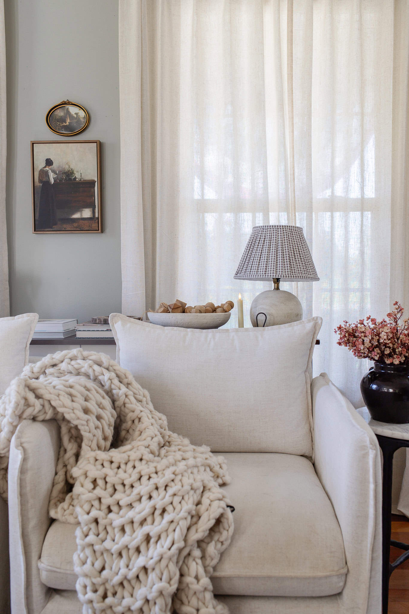 Living Room Trends and Ideas for 2025 - Lantern Lane Designs
